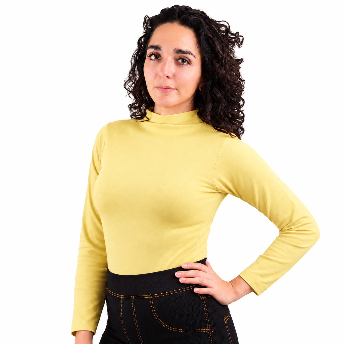 Blusa Jera Cuello Alto Afelpado Unitalla Manga Larga Beige