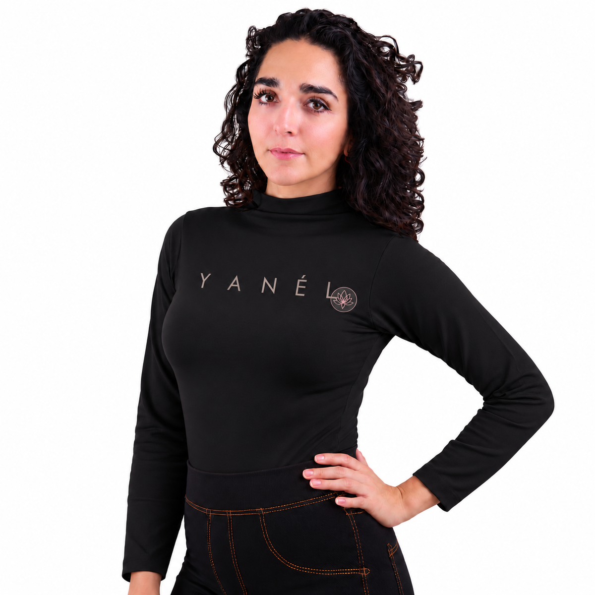Blusa Jera Afelpada Manga Larga Cuello Alto Unitalla Negro