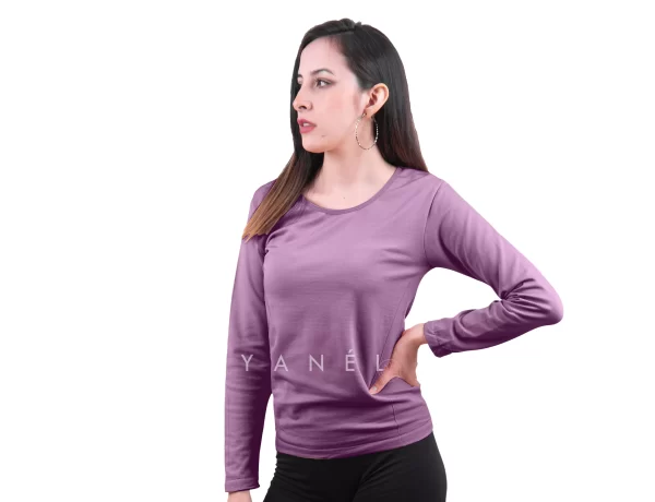 Blusa Jera Cuello Redondo Afelpada Violeta